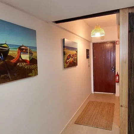 Endless Summer Beachfront With Sea View Apartamento
