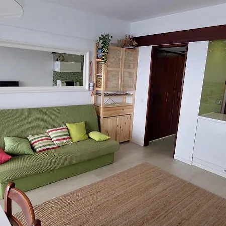 Apartamento Endless Summer Beachfront With Sea View